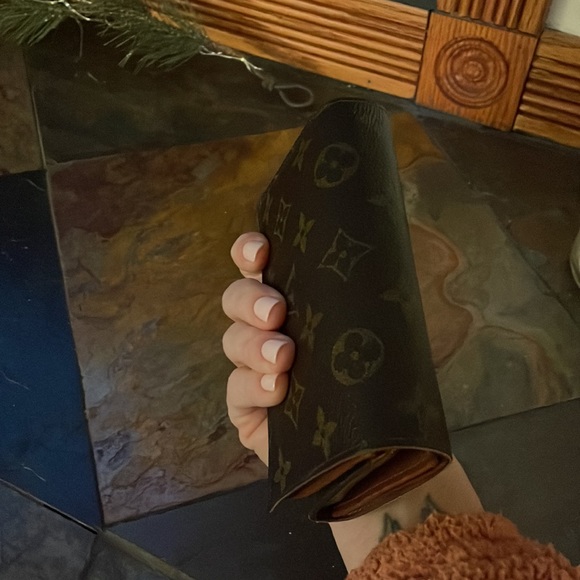 SOLD!!! Authentic Louis Vuitton Porte Monnaie Billets Tresor Wallet in EUC! - Picture 11 of 12